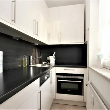 アパート Gmelinstra_e 12_ Whg_ 7_ Haus *